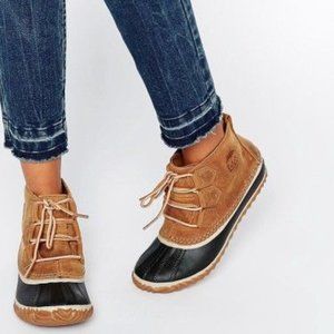 Sorel Out N About Leather Lace Up Ankle Boots